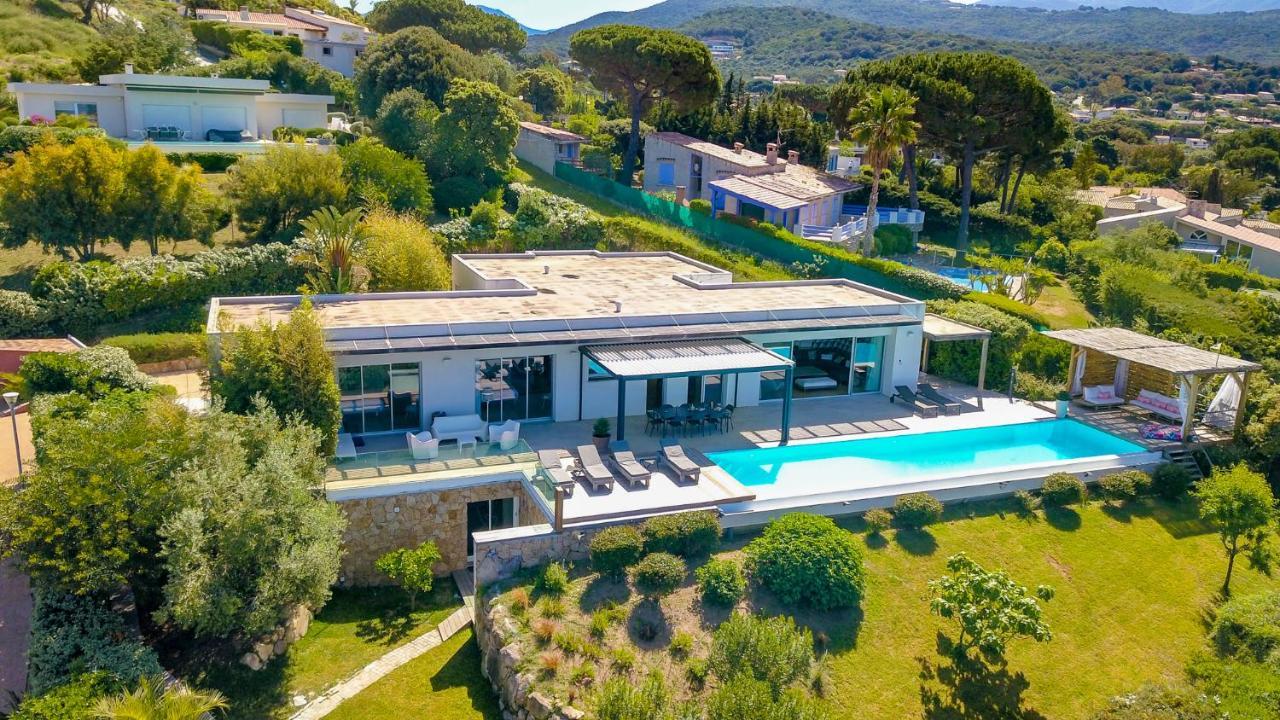 Villa Giulia, D'exception, Piscine Vue - Porticcio